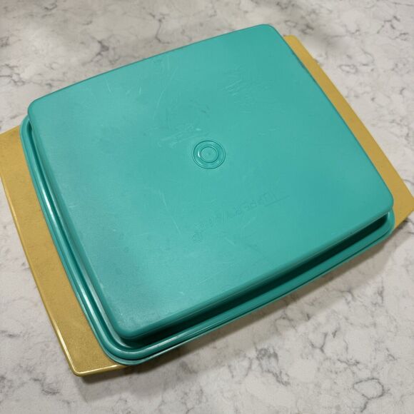 1980’s Tupperware Deviled Egg Tray Keeper Carrier Teal & Yello USA Vintage 4 Pc. - Picture 6 of 10